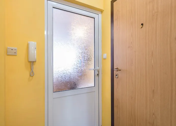 Edelweiss With Free Garage * Varna