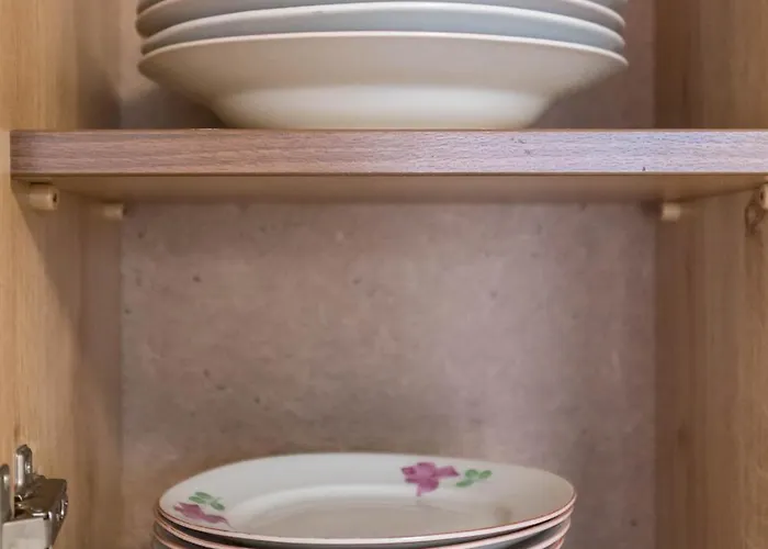 Edelweiss With Free Garage * Warna